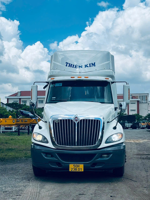 Vận tải container