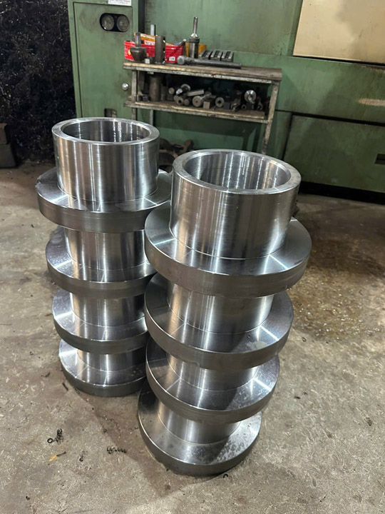 Gia công đĩa bạc lót Thép 20XHM