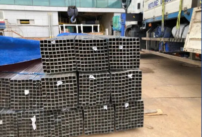 Hình ảnh vận chuyển Hương Giang Steel