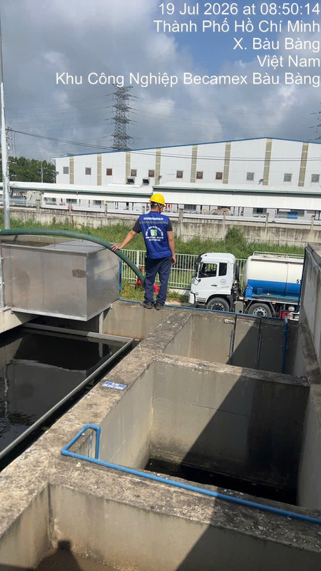 Hút hầm cầu, bể mỡ nước thải