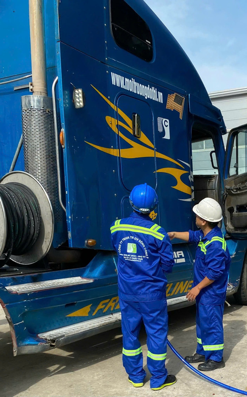 Thu gom bùn thải, thông súc rửa áp lực