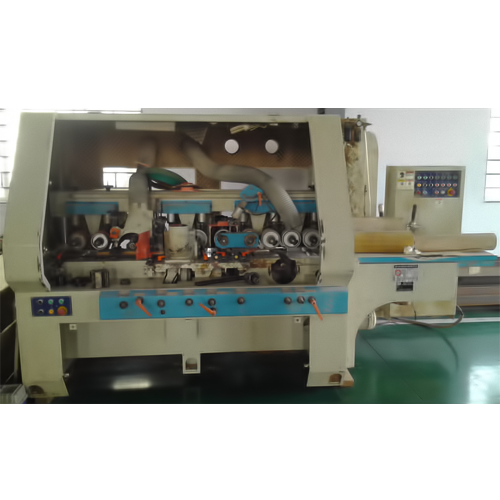 Máy bào gỗ 4 mặt