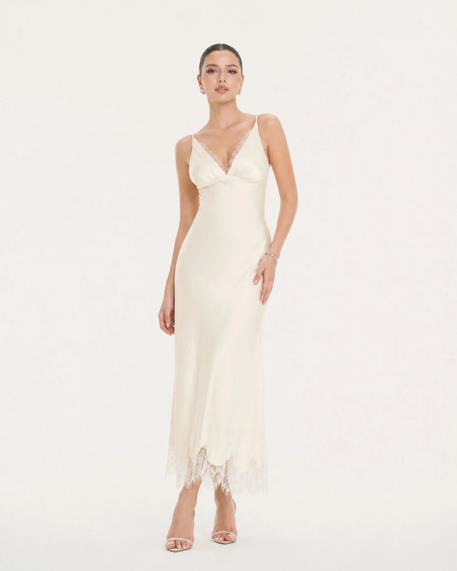 Đầm Slip Dress lụa viền ren