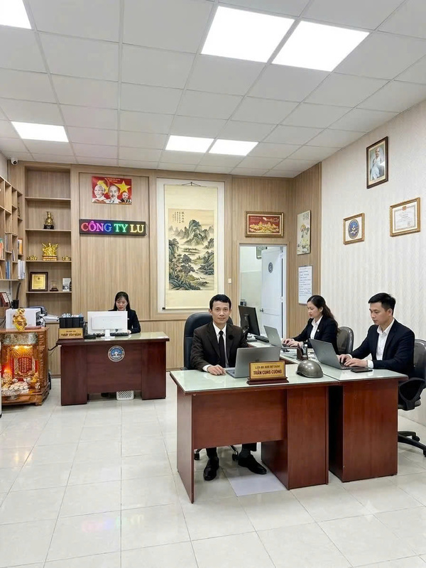 Hình ảnh công ty Luật Chính Danh