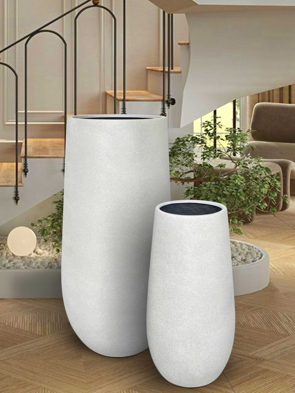 Chậu cây dáng cao