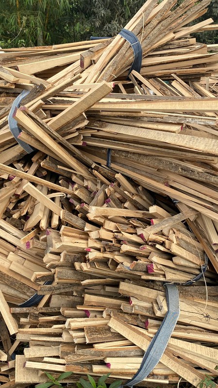 Củi làng nghề Đức Toàn