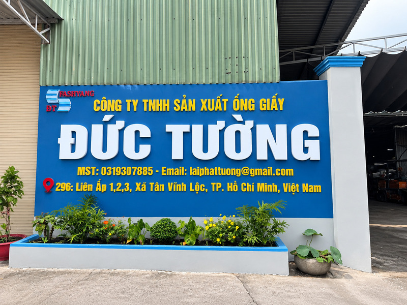 Biển hiệu công ty TNHH sản xuất ống giấy Đức Tường