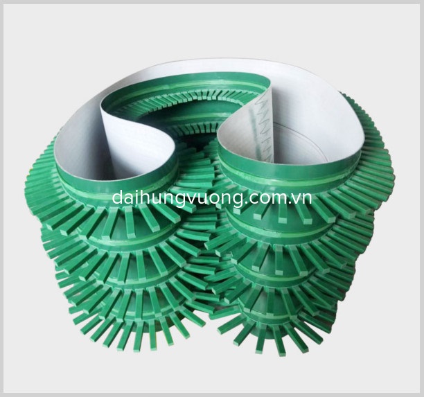 Băng tải PVC vách ngăn