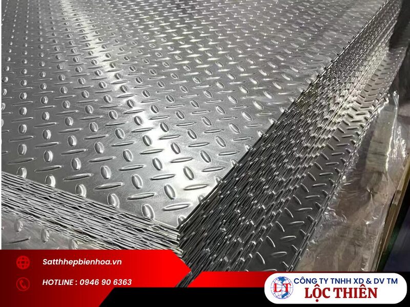 Thép tấm gân mạ kẽm