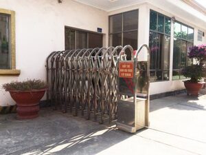 Cổng xếp inox TC2014