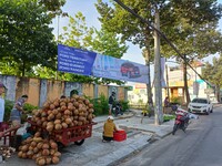 Thi công treo băng rôn quảng cáo