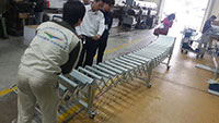 Băng tải con lăn xếp