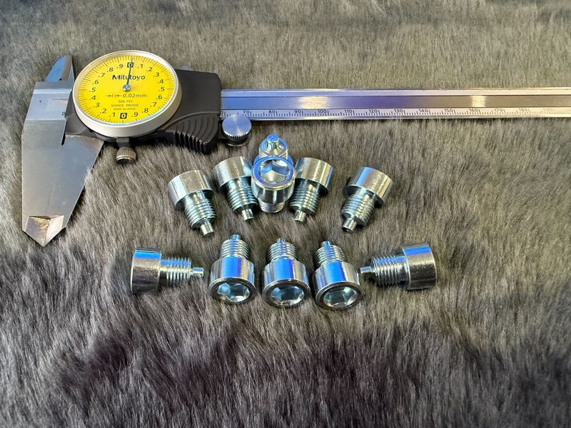 Lục giác chìm đầu trụ