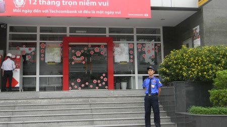 Bảo vệ mục tiêu cố định