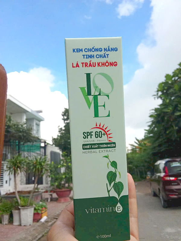 Vỏ hộp kem chống nắng