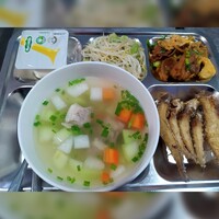 Suất ăn trọn gói