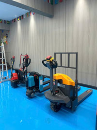 Xe nâng các loại