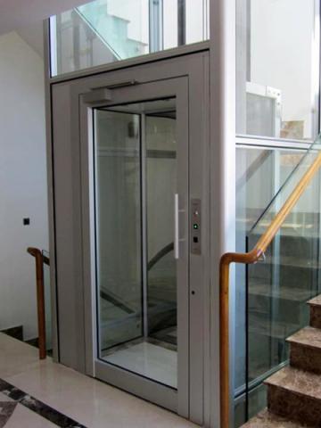 Thang máy gia đình