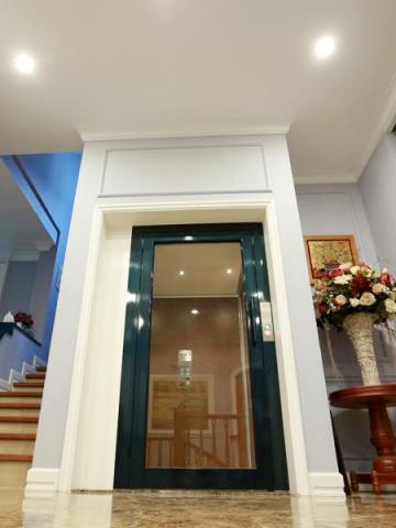 Thang máy gia đình