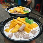 Bát nhựa đen đựng chè