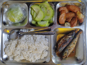 Suất ăn công nghiệp
