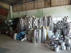Thùng trút mủ