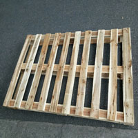 Pallet gỗ 2 hướng nâng