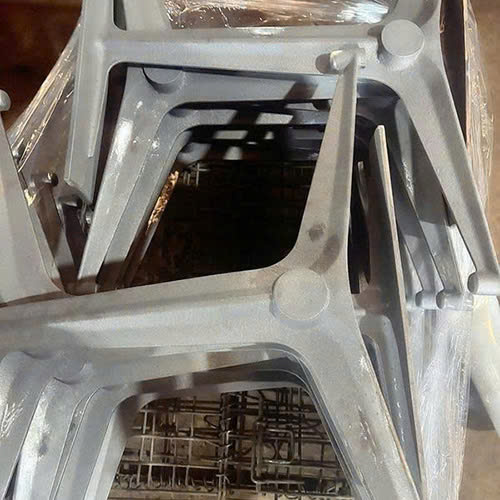 Chân bàn