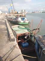 Dịch vụ bốc dỡ hàng hóa qua cảng