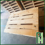 Pallet gỗ thông