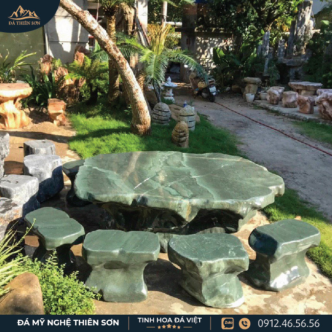 Bàn ghế đá cẩm thạch