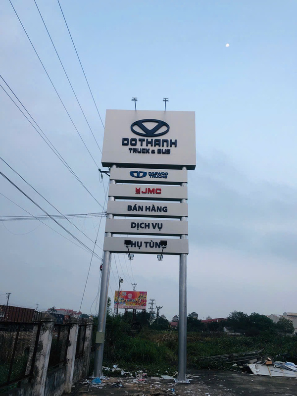 Bảng hiệu quảng cáo