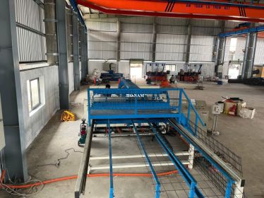 Máy hàn lưới cấp phôi tự động
