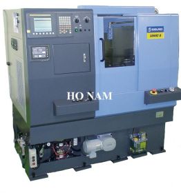 Máy tiện CNC