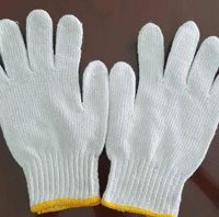 Găng tay len màu trắng