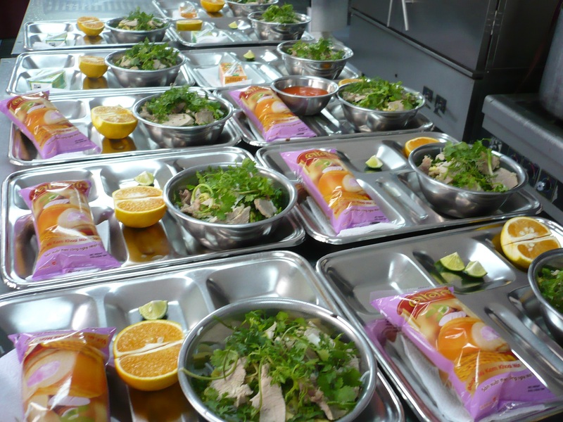 Suất ăn công nghiệp