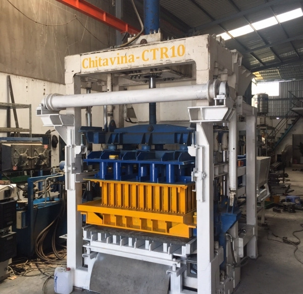 Máy ép gạch CTR10