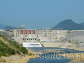 Công trình thủy điện Tuyên Quang