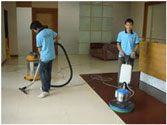 Làm sạch sàn nhà