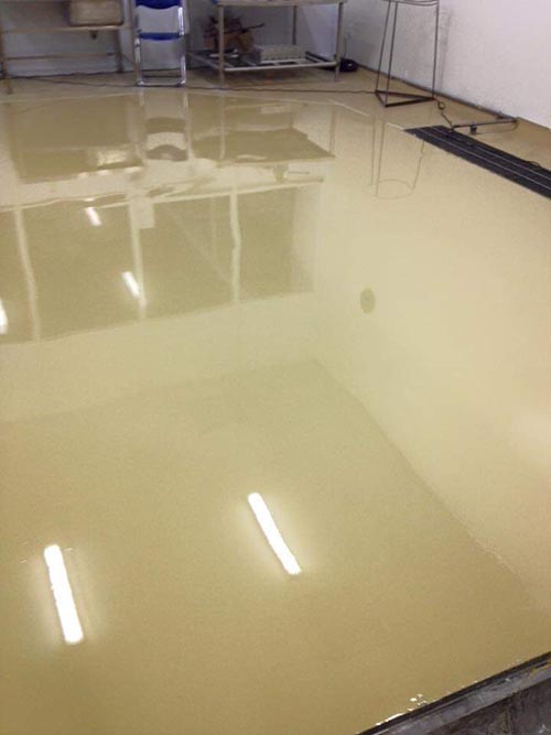 Thi công sơn sàn epoxy