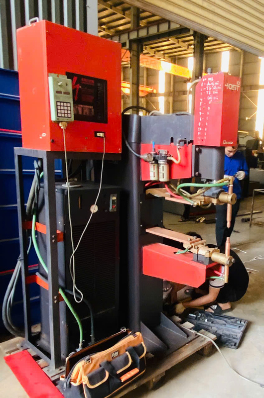 Máy hàn điểm Inverter