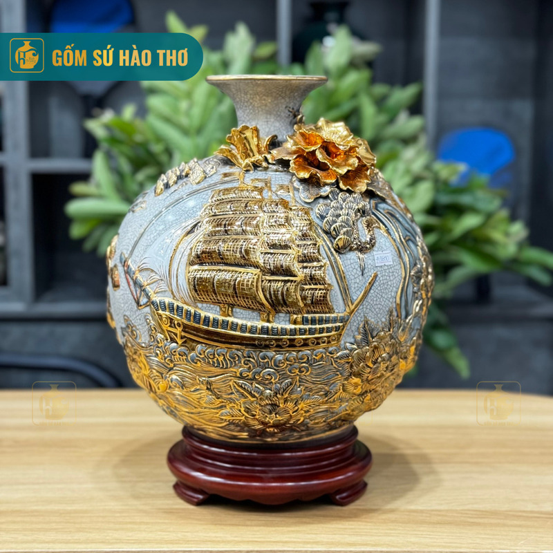 Bình tài lộc vẽ vàng