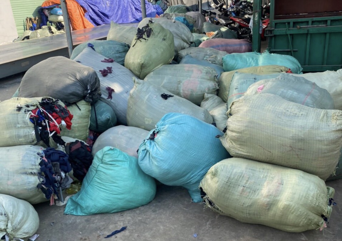 Thu mua vải phế liệu