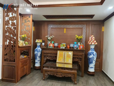 Nội thất phòng thờ