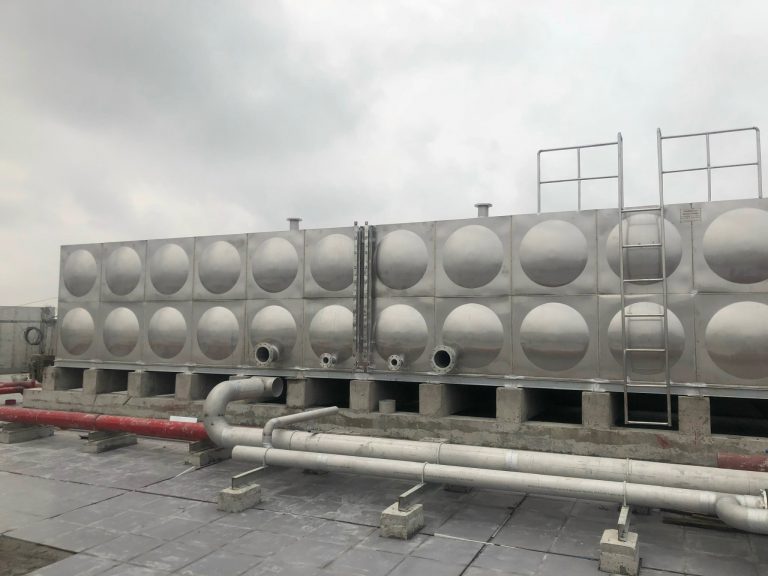 Gia công bể nước lắp ghép
