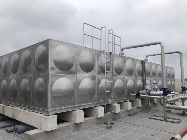 Gia công bể nước lắp ghép
