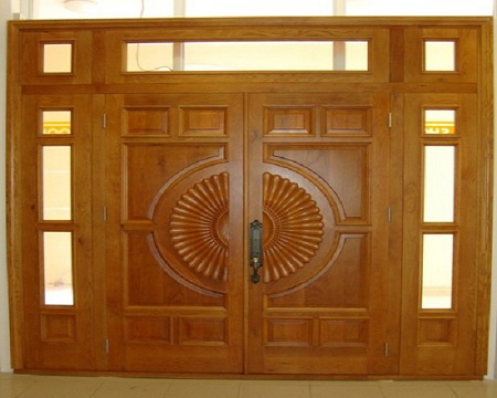 Cửa gỗ tự nhiên