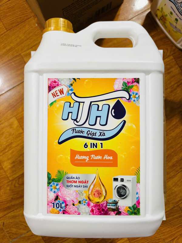Nước giặt xả