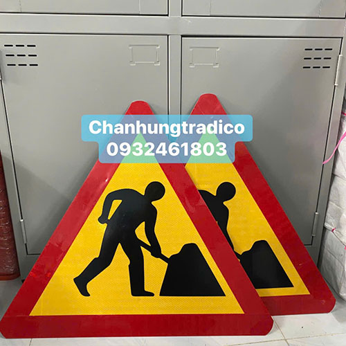 Biển báo tam giác
