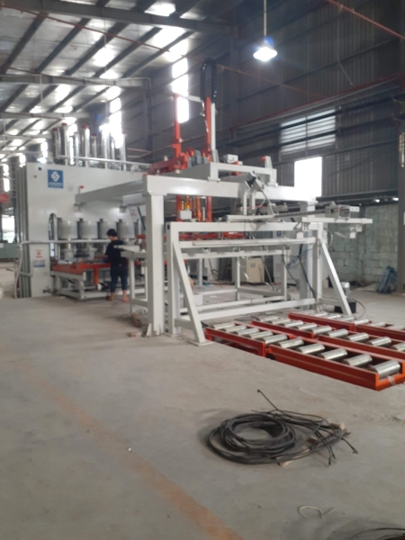 Máy ép gỗ tự động